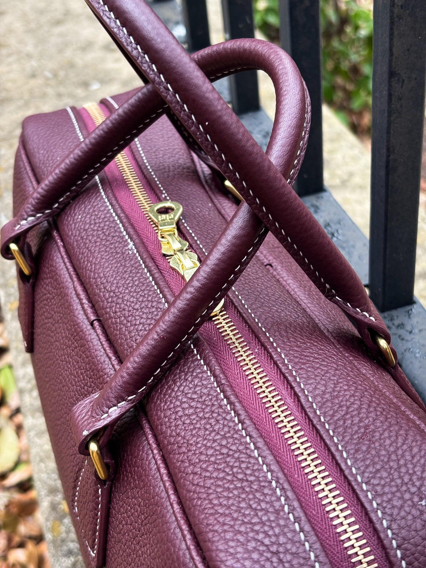Bull-Calf Bag in Rouge Sellier